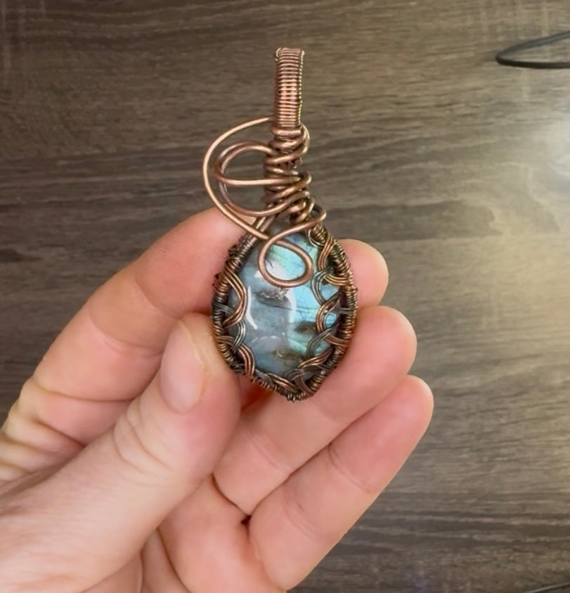 Labradorite Pendant