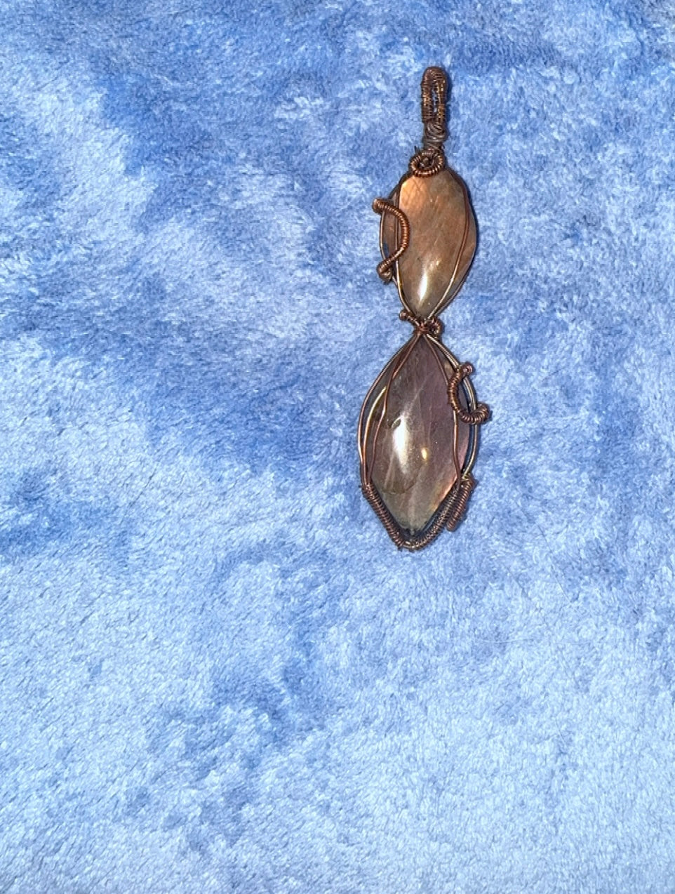 Wire Labradorite Pendant