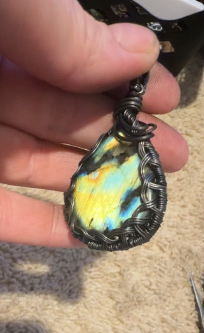 Labradorite Yellow Flash Pendant