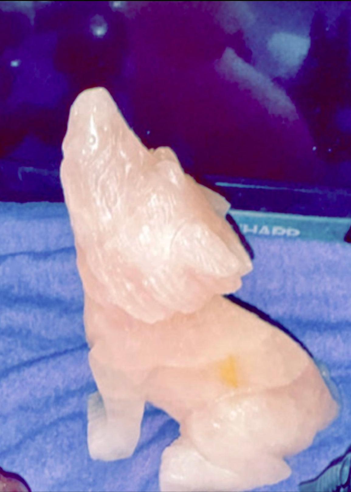 Wolf Carving Rose Quarts
