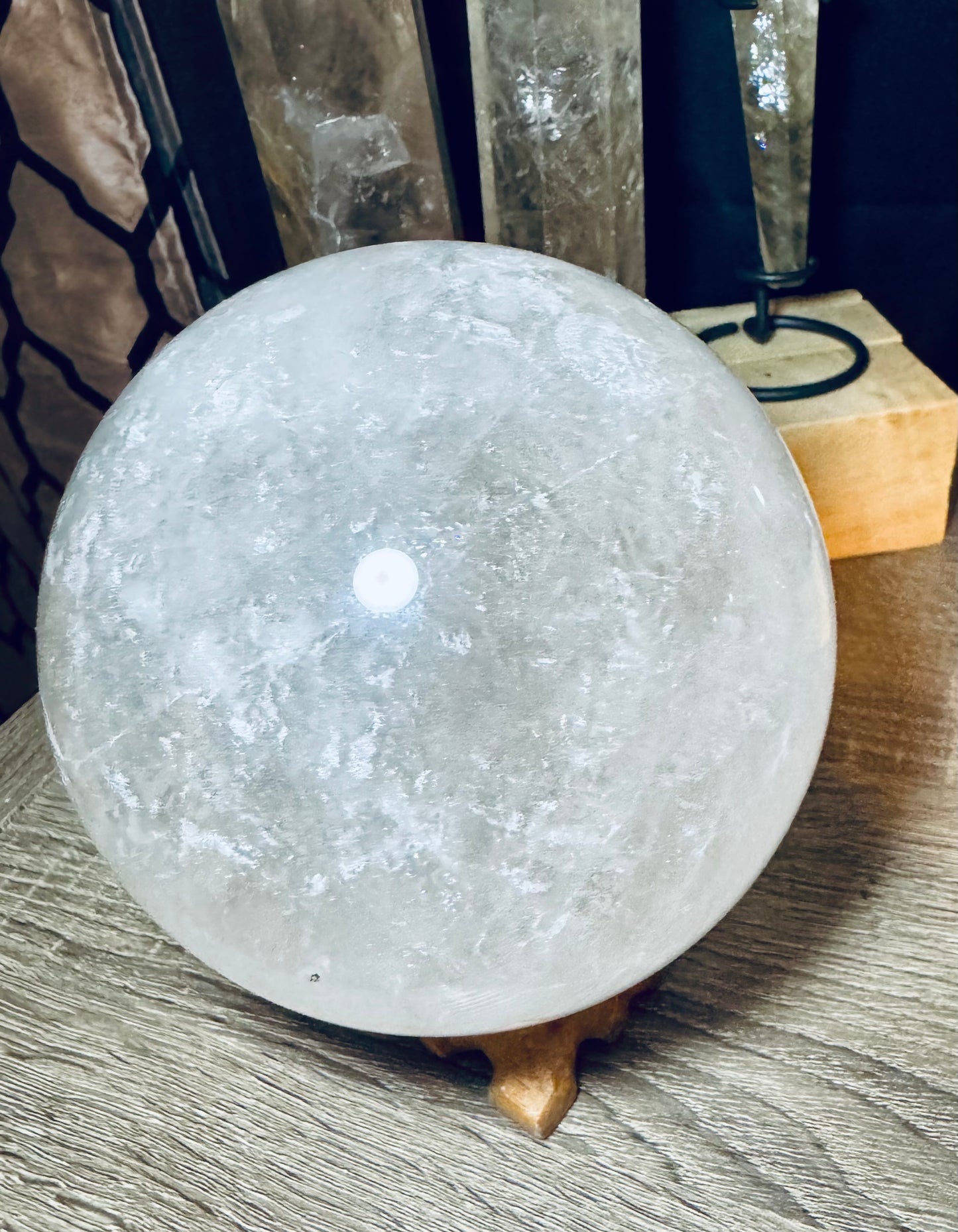 Garden Quarts Sphere