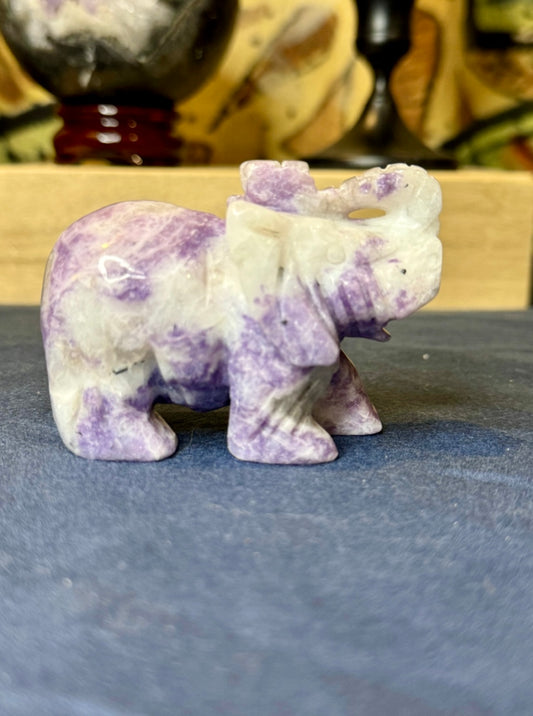 Dream Amethyst Elephant Carving