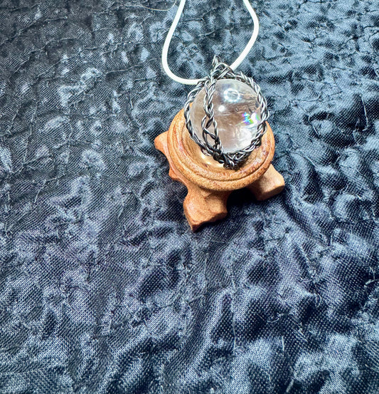 Wire Pendant Clear Quarts Rainbow
