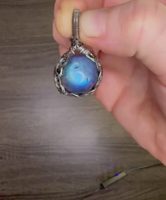 Labradorite Pendant